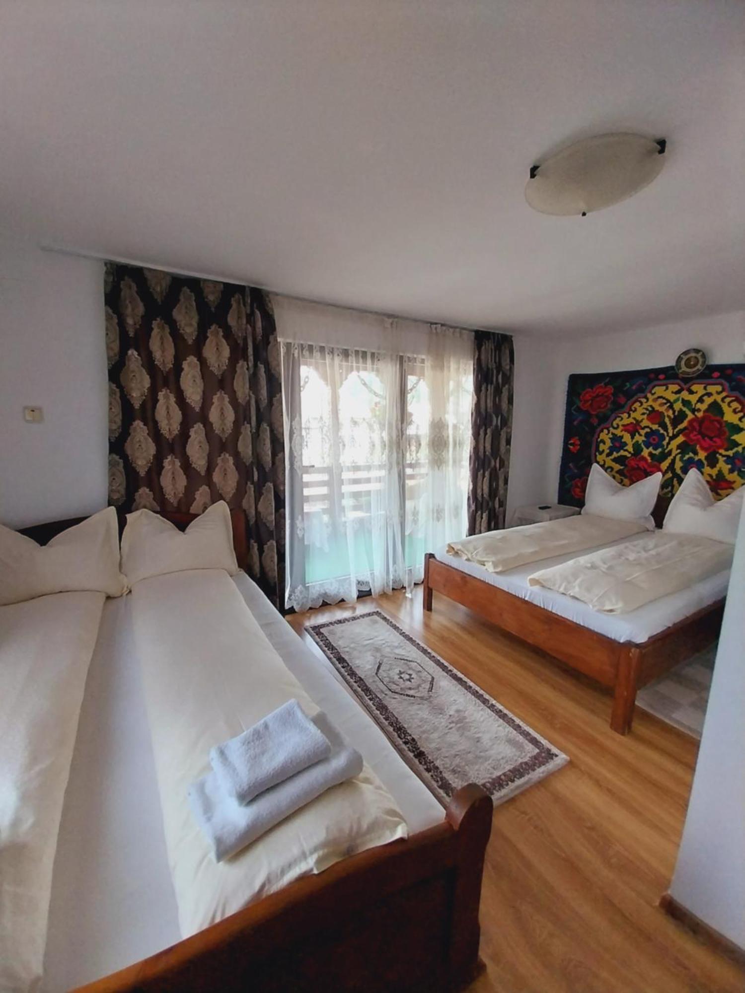 Pensiunea Rustic Oncesti Bagian luar foto