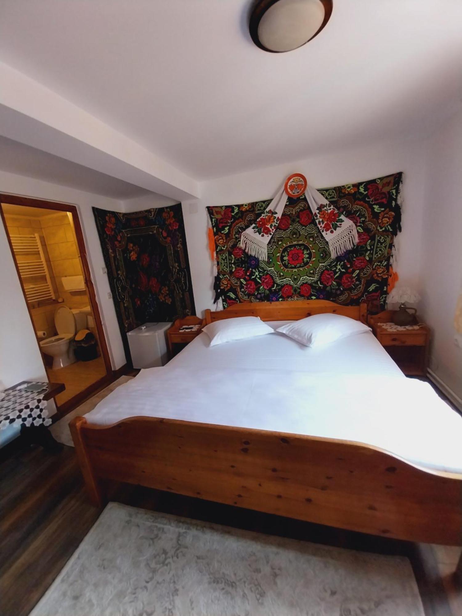 Pensiunea Rustic Oncesti Bagian luar foto