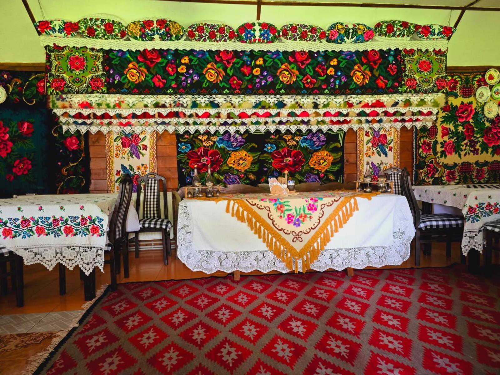 Pensiunea Rustic Oncesti Bagian luar foto